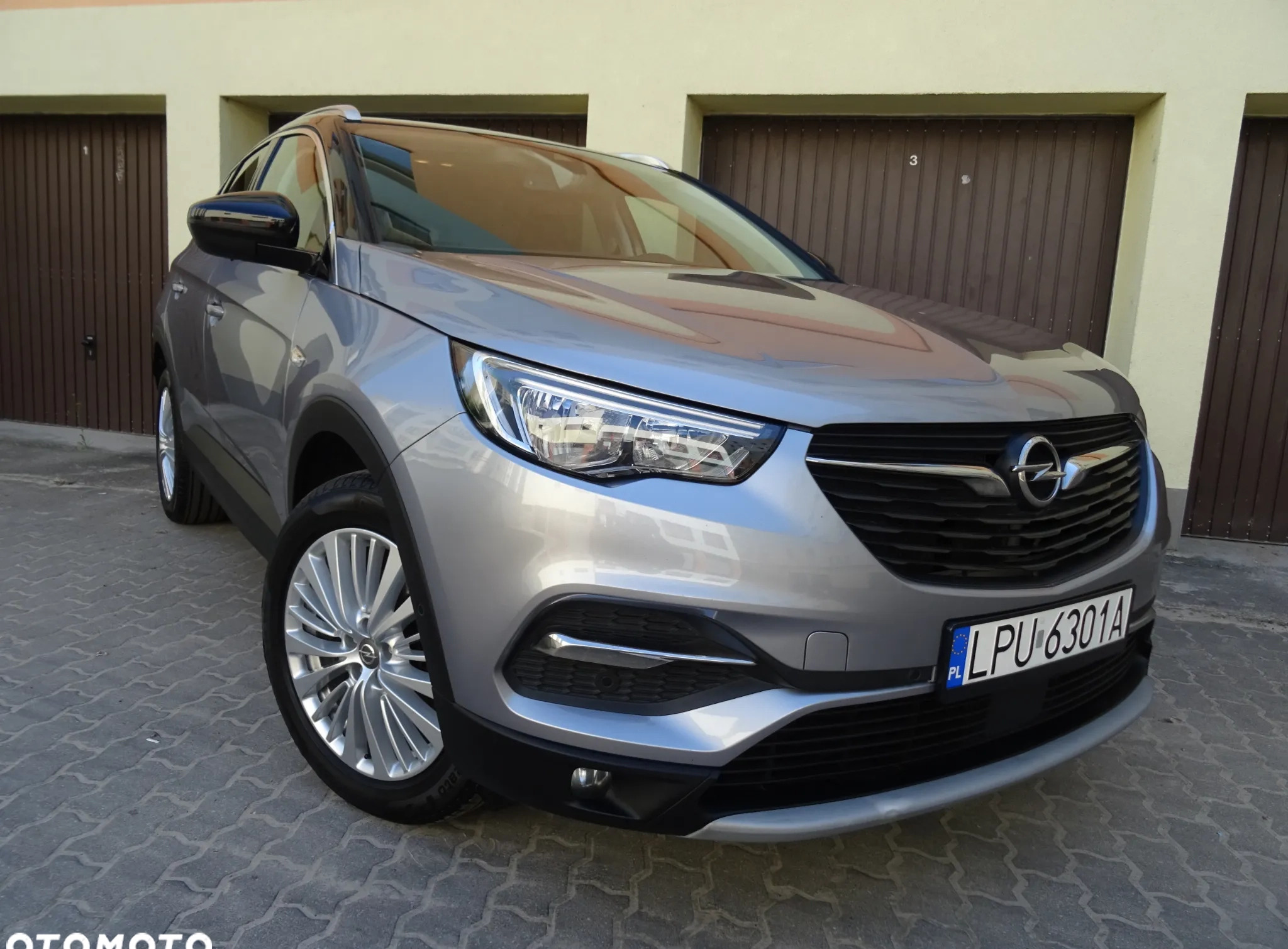 Opel Grandland X cena 72900 przebieg: 116000, rok produkcji 2019 z Puławy małe 326